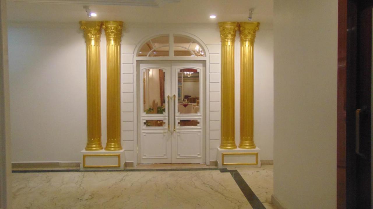 The Windsor Castle Hotel Kottayam Exterior photo